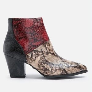 NWOT, Daisy Street Point Toe Ankle Boots in Snake Print Vegan Leather,